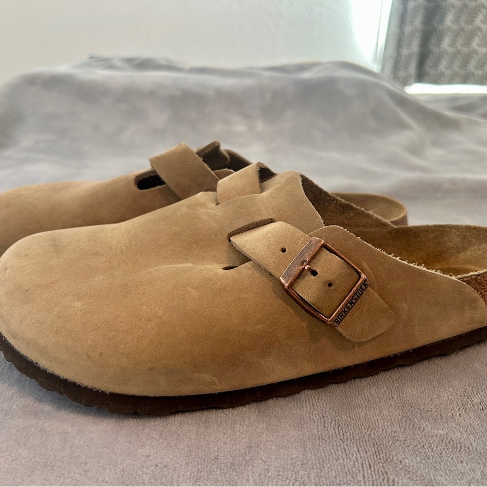 Birkenstock Women’s Suede Boston Clogs - Picture 3 of 10
